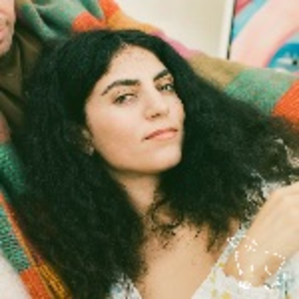 Meet your Posher, Genevieve